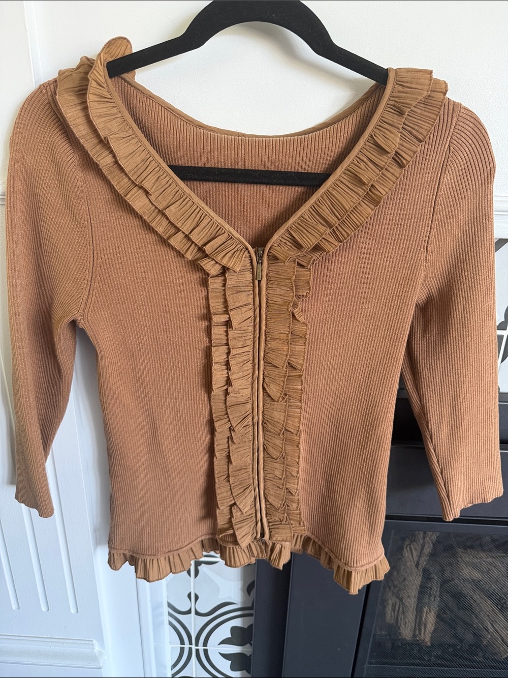 Ruffled Knit Zipper Cardigan in Warm Camel
